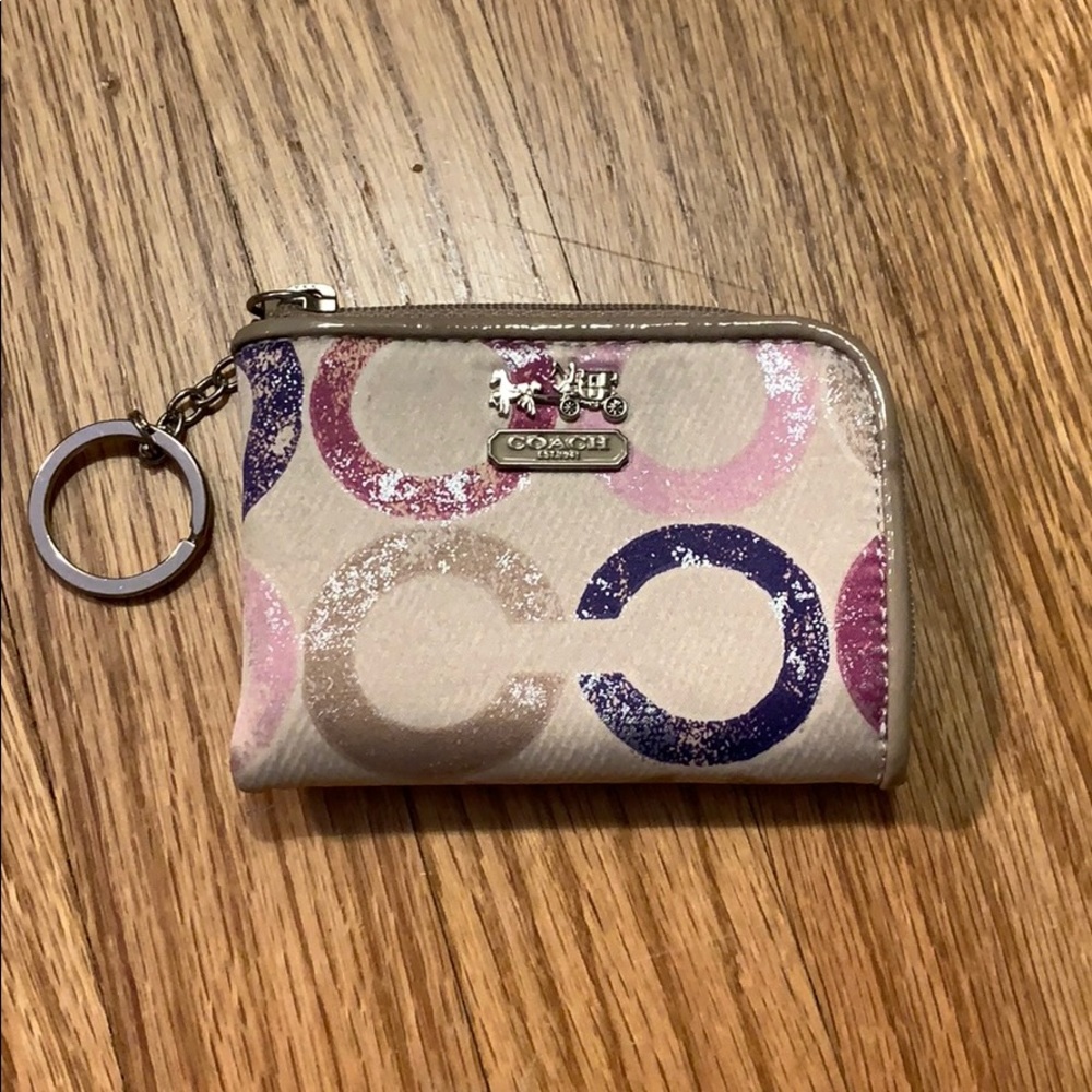 Coach coin purse with keychain